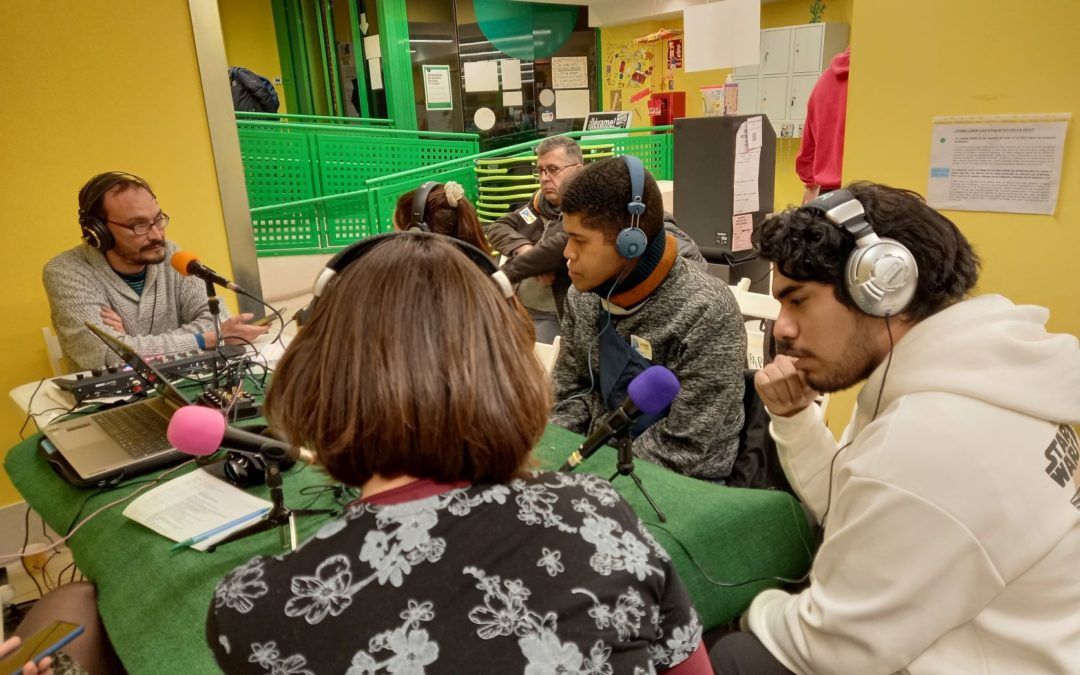 El Grupo Joven comparte espacio con Radio Almenara